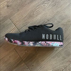 NoBull Trainers in Midnight Palm - Size 9 Womens